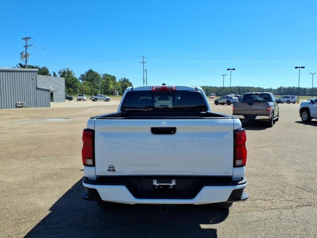 Used 2024 Chevrolet Colorado LT Crew Cab 4WD Truck Crew Cab