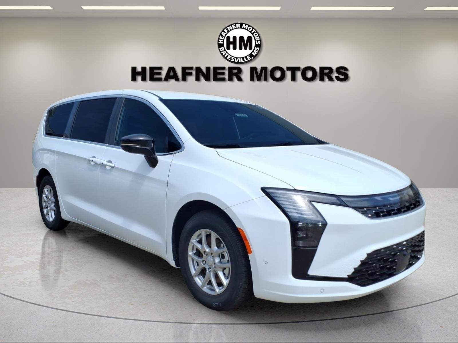 2027 Chrysler Pacifica Select