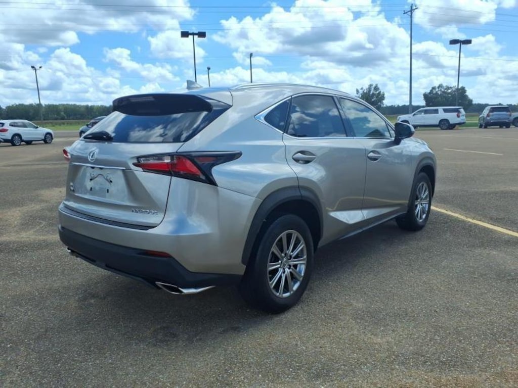 Used 2017 Lexus NX 200t FWD SUV
