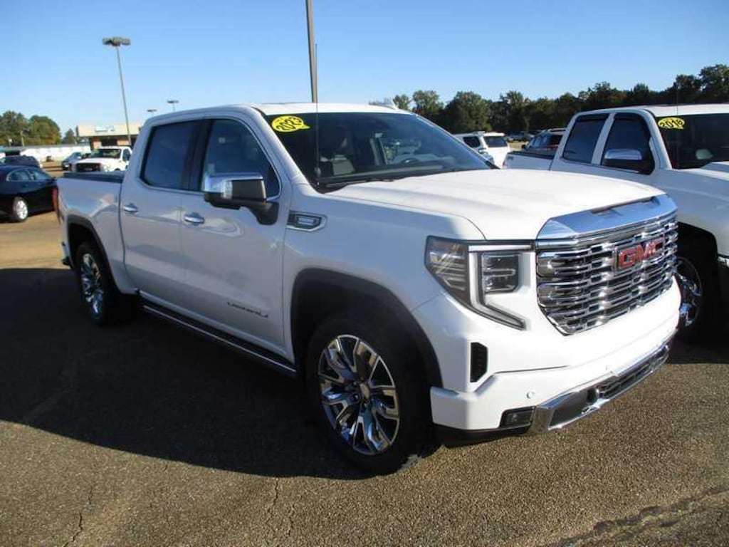 Used 2023 GMC Sierra 1500 Denali Crew Cab Short Box 4WD Truck Crew Cab