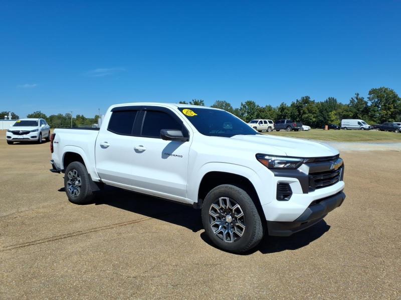Used 2024 Chevrolet Colorado LT Crew Cab 4WD Truck Crew Cab