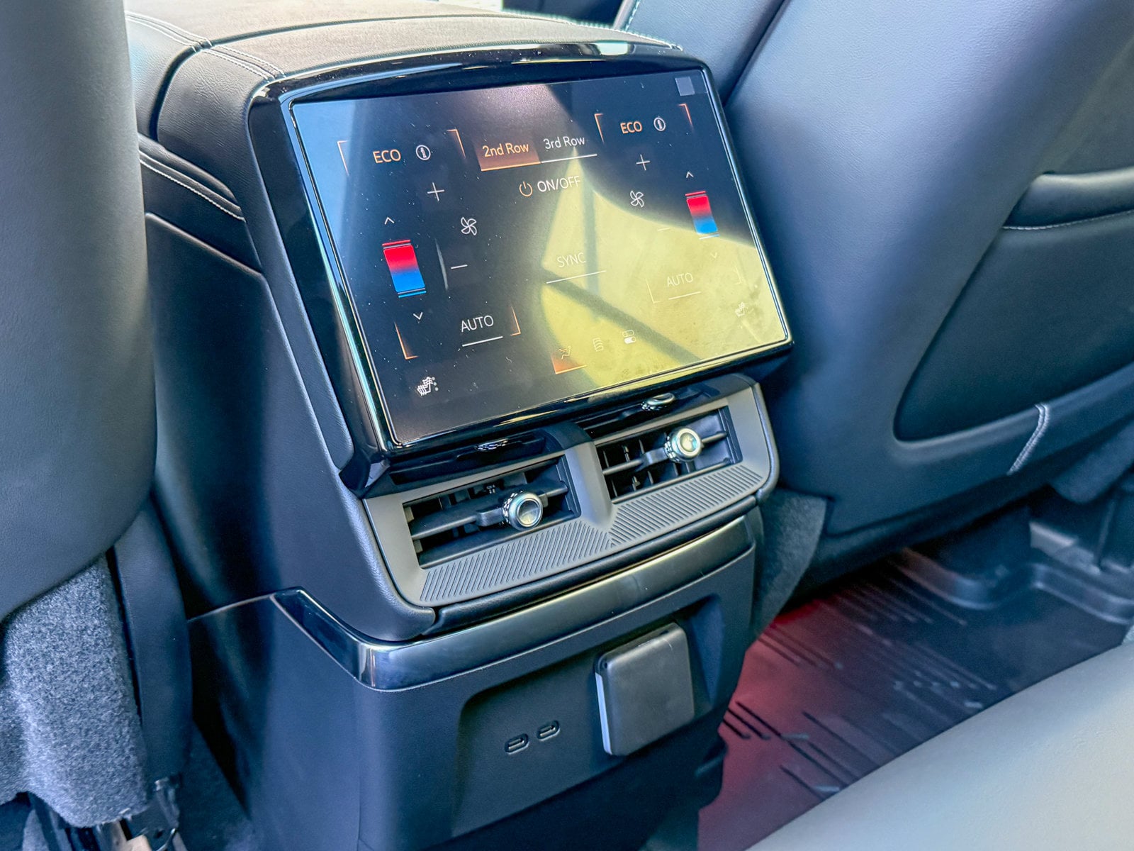 2027 Cadillac VISTIQ Sport - Photo 34