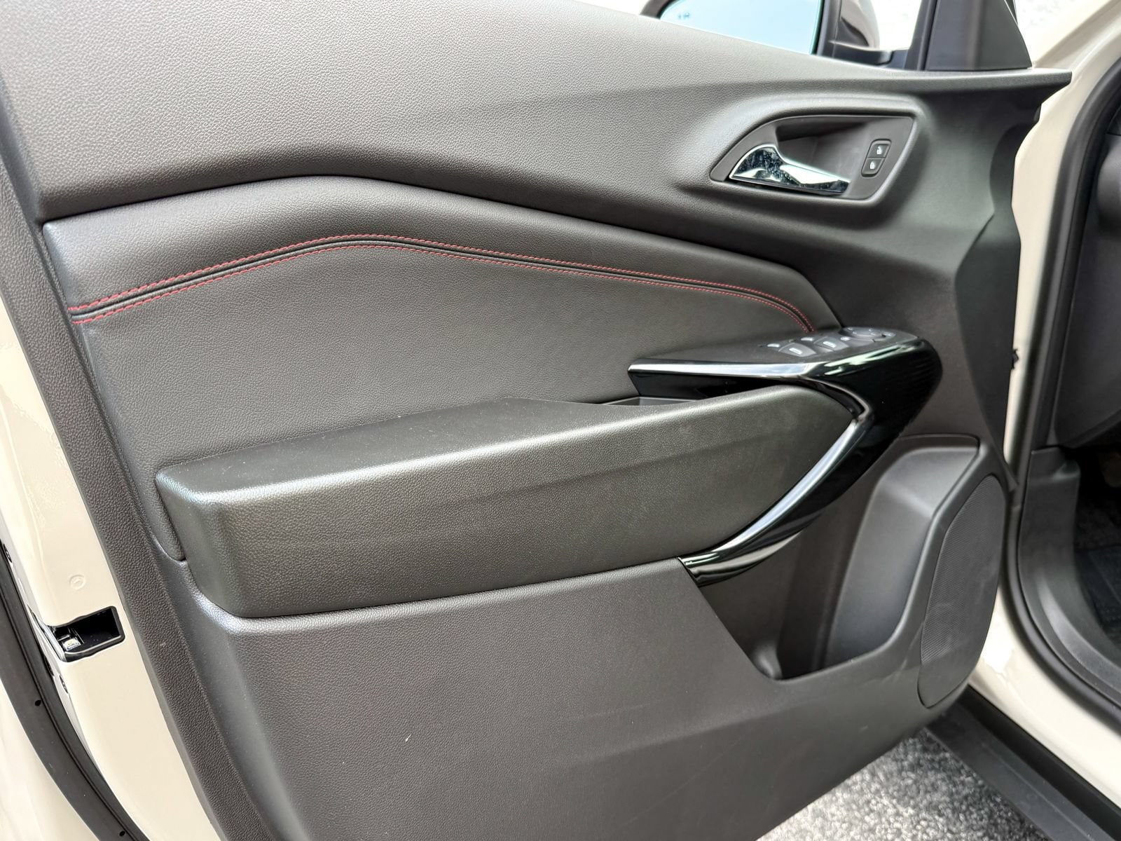 2026 Chevrolet Trax RS - Photo 15
