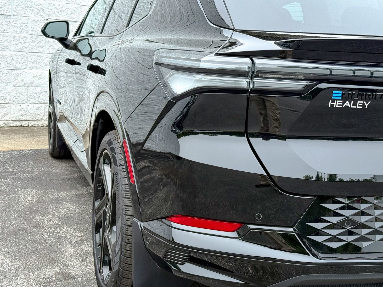 2026 Chevrolet Equinox EV RS - Photo 9