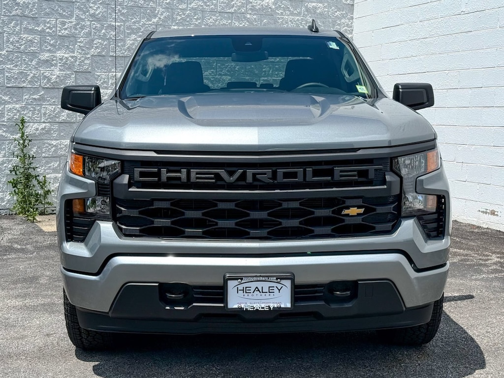 New 2026 Chevrolet Silverado 1500 Custom Truck