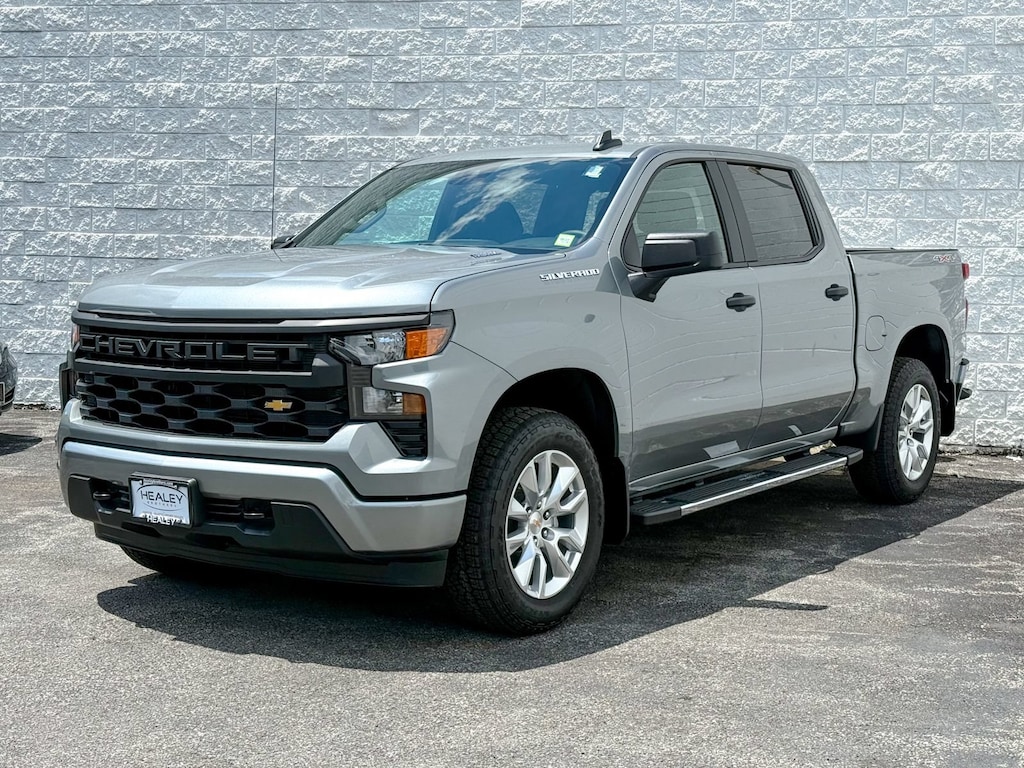 New 2026 Chevrolet Silverado 1500 Custom Truck