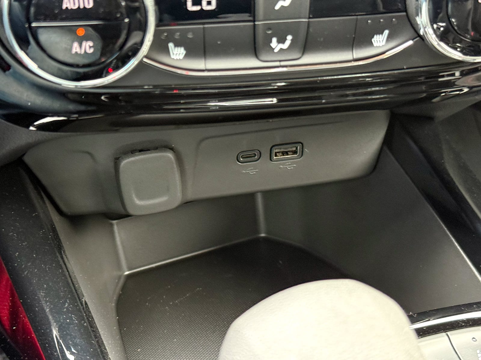 2026 Chevrolet Trax RS - Photo 22