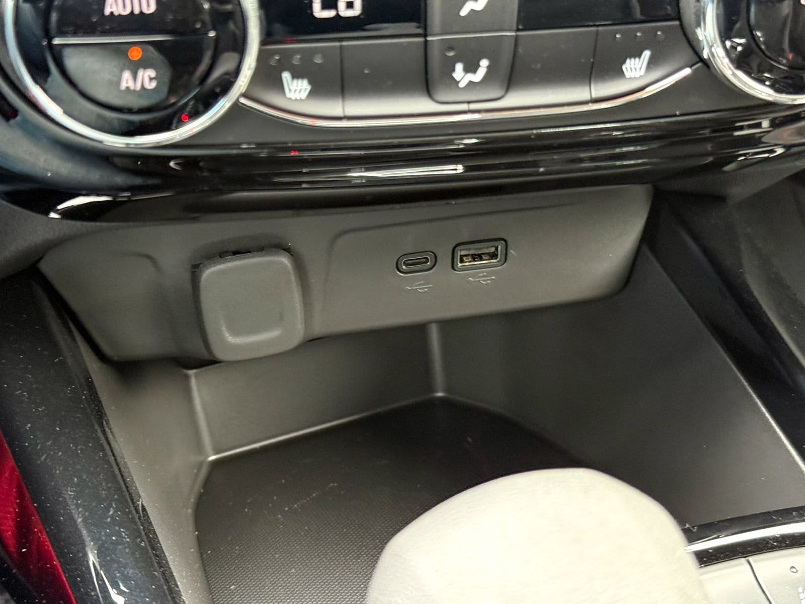 2026 Chevrolet Trax RS - Photo 22