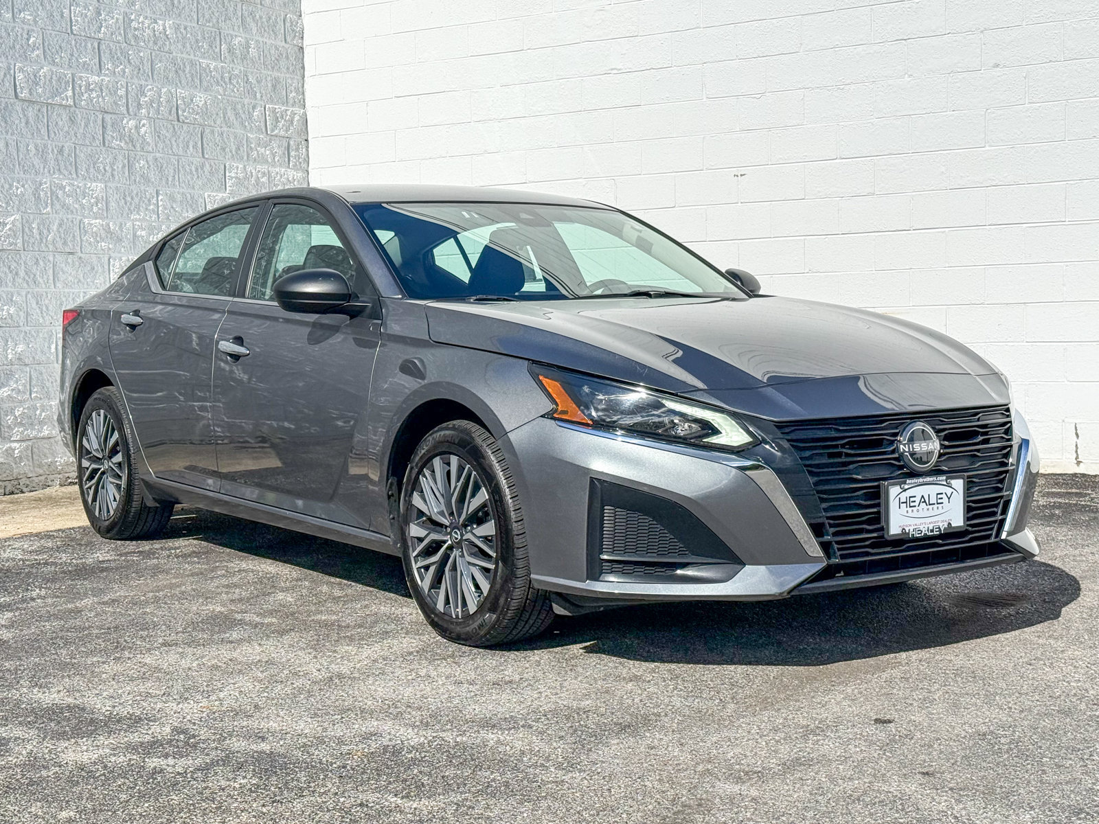 Used 2025 Nissan Altima SV