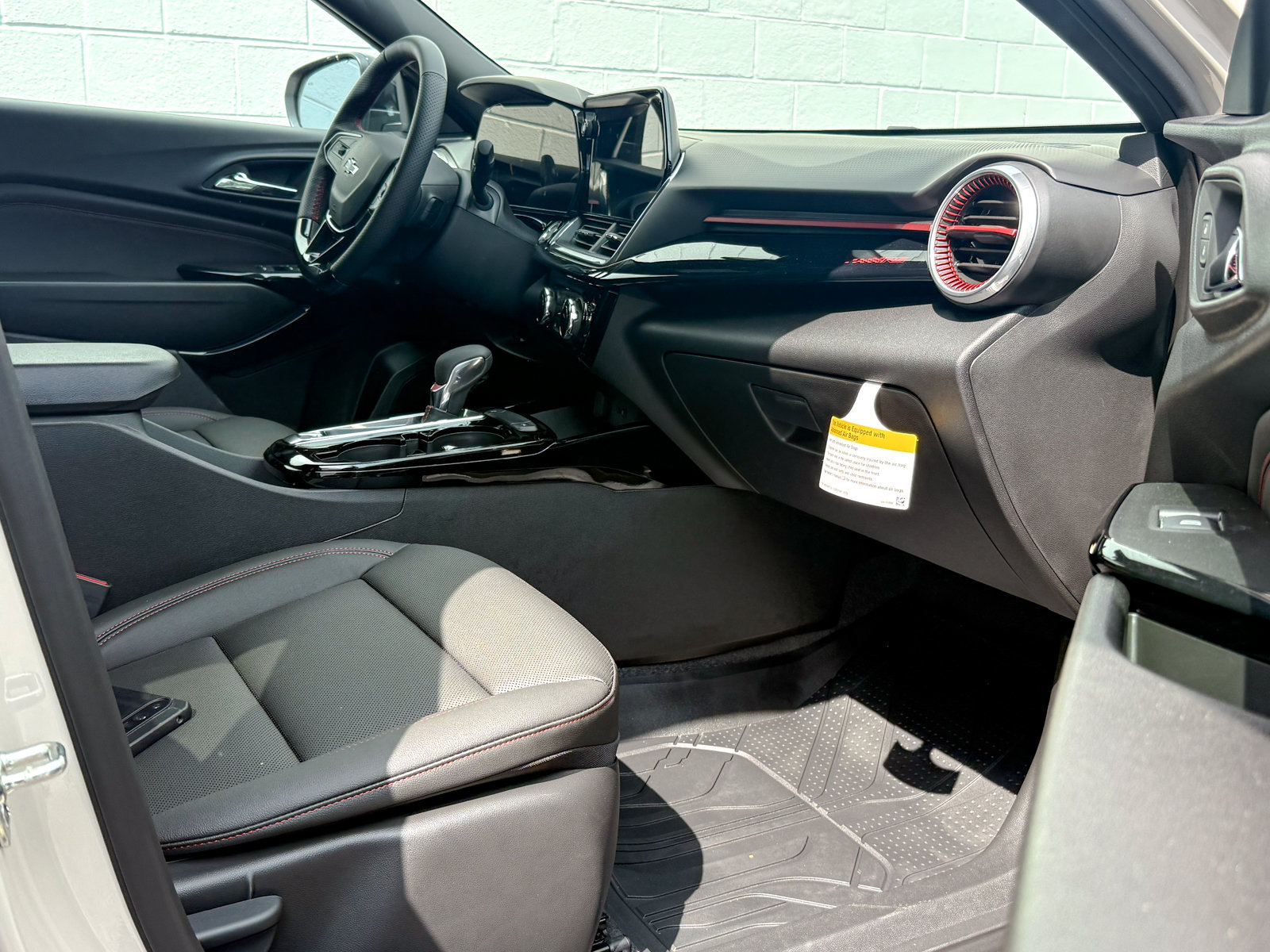 2026 Chevrolet Trax RS - Photo 11