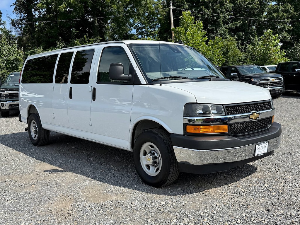 Used 2025 Chevrolet Express Passenger 1LT Van