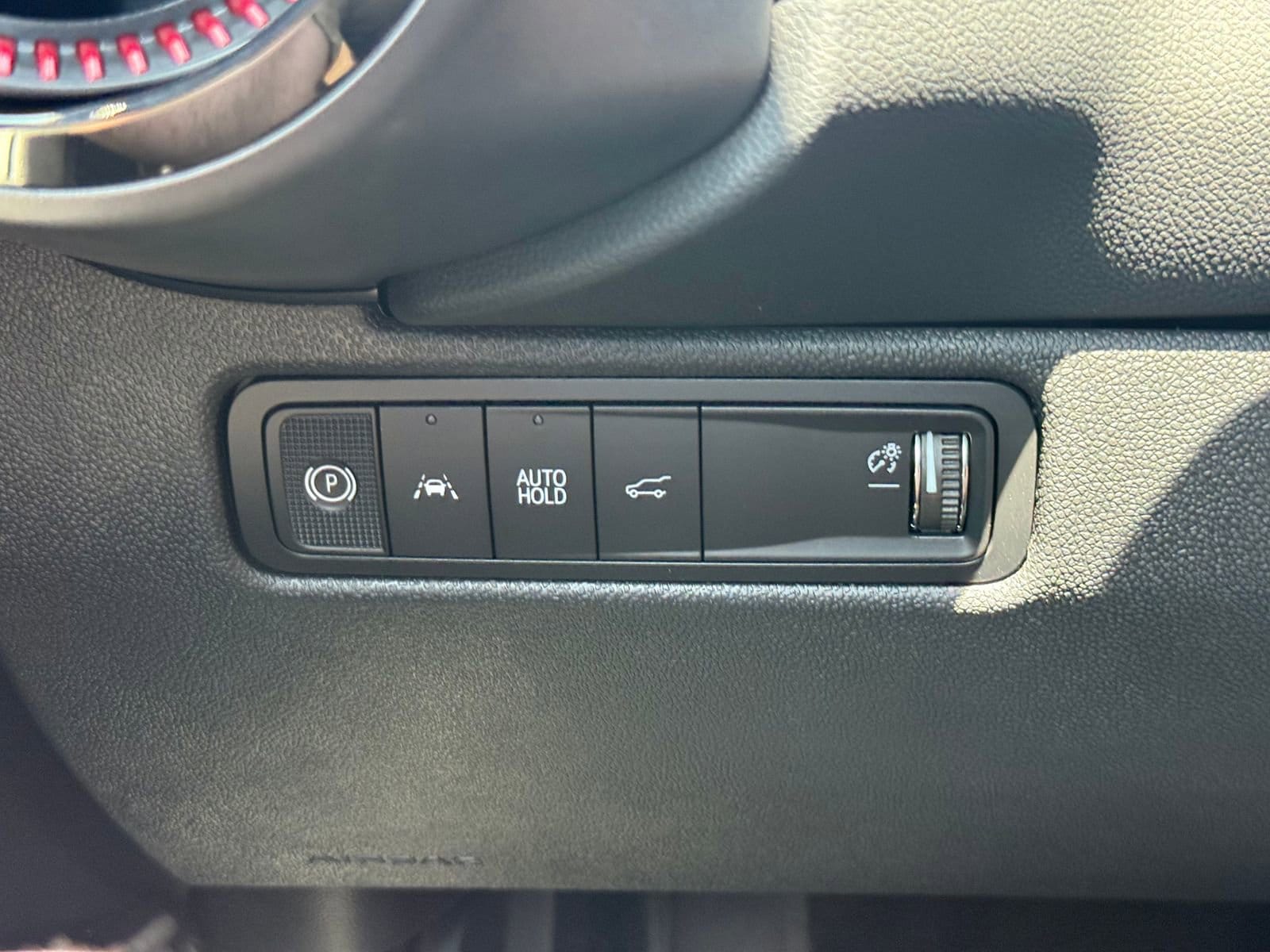 2025 Chevrolet Equinox EV RS - Photo 35