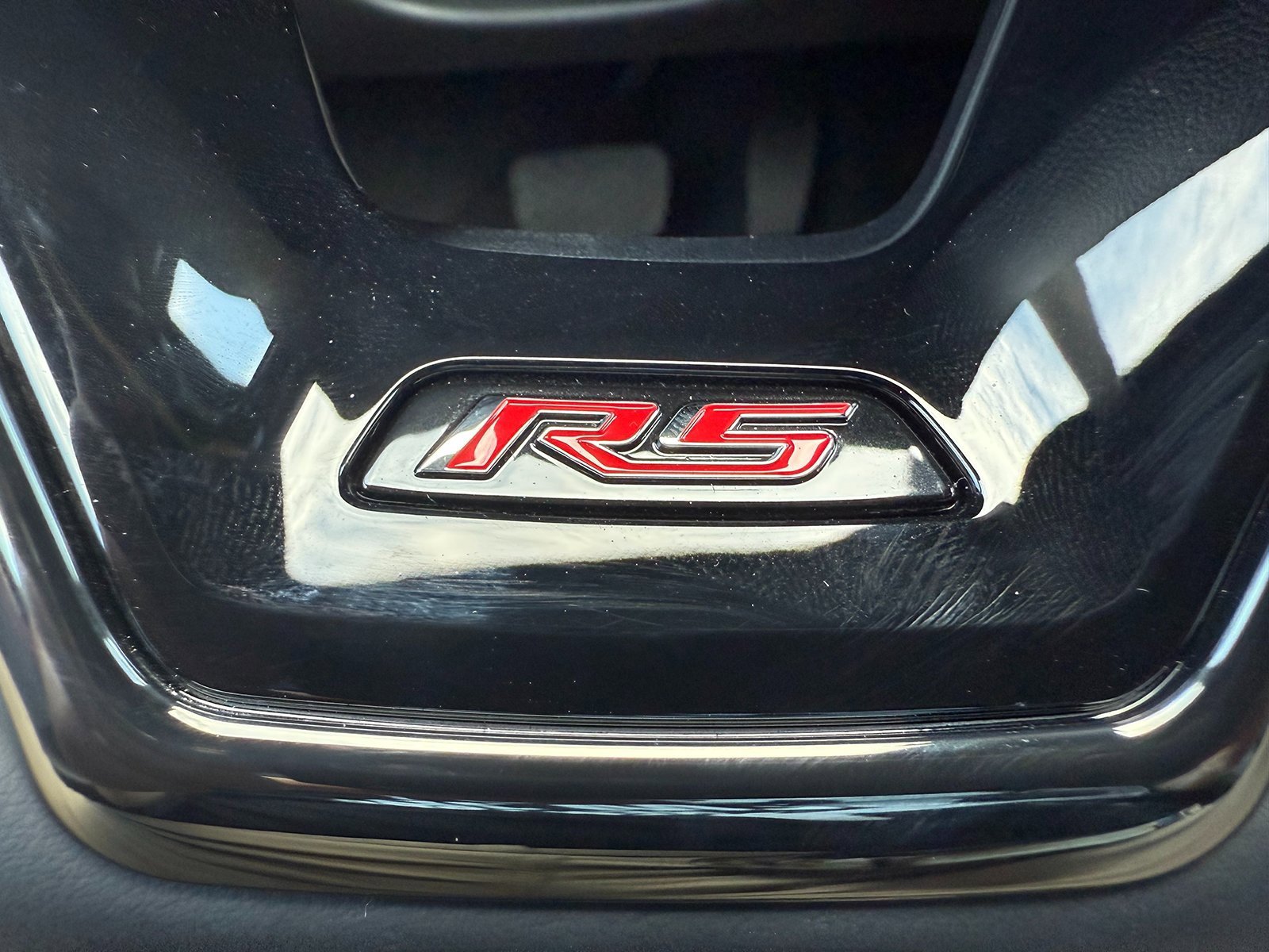 2025 Chevrolet Equinox EV RS - Photo 41