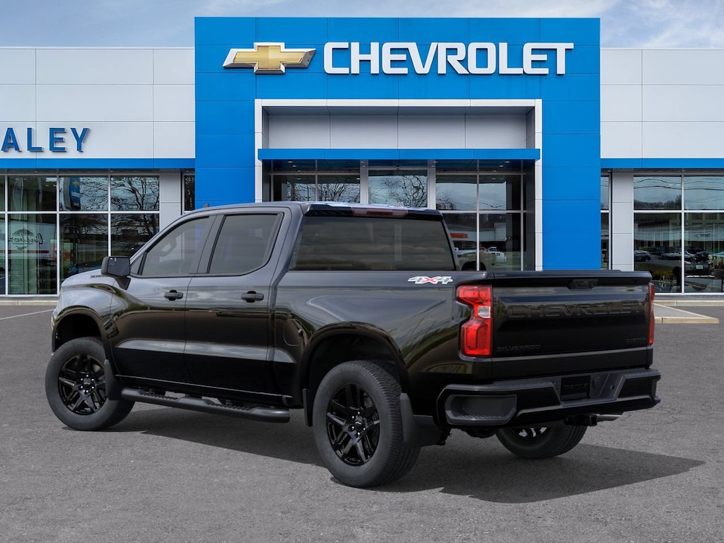 New 2026 Chevrolet Silverado 1500 Custom Truck Crew Cab