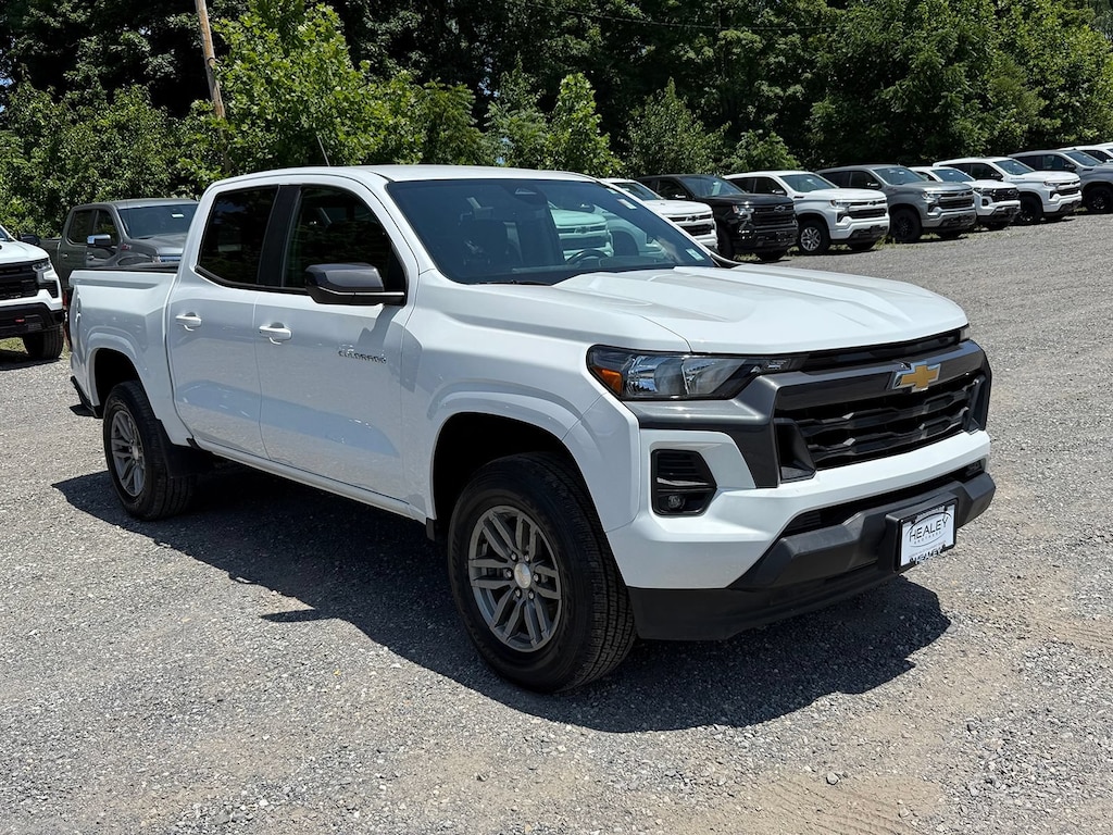 Used 2024 Chevrolet Colorado LT Truck