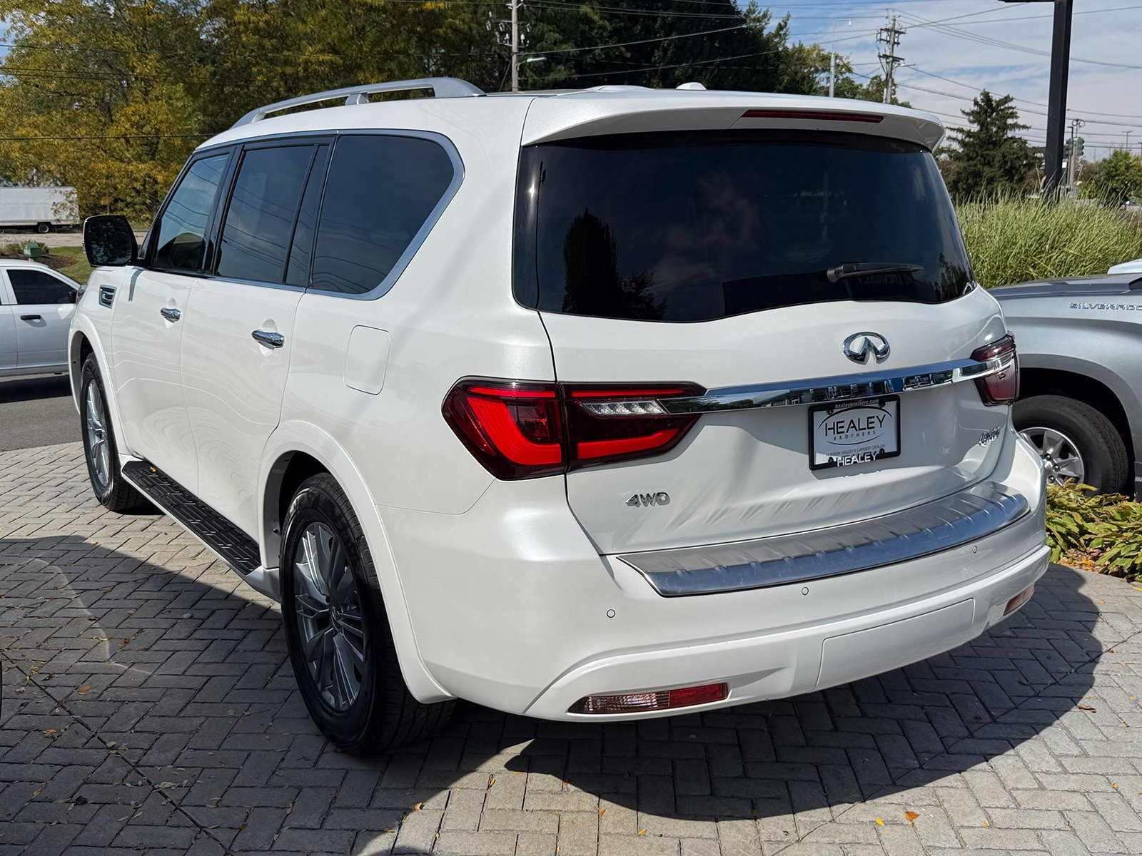 Used 2022 INFINITI QX80 Luxe AWD SUV