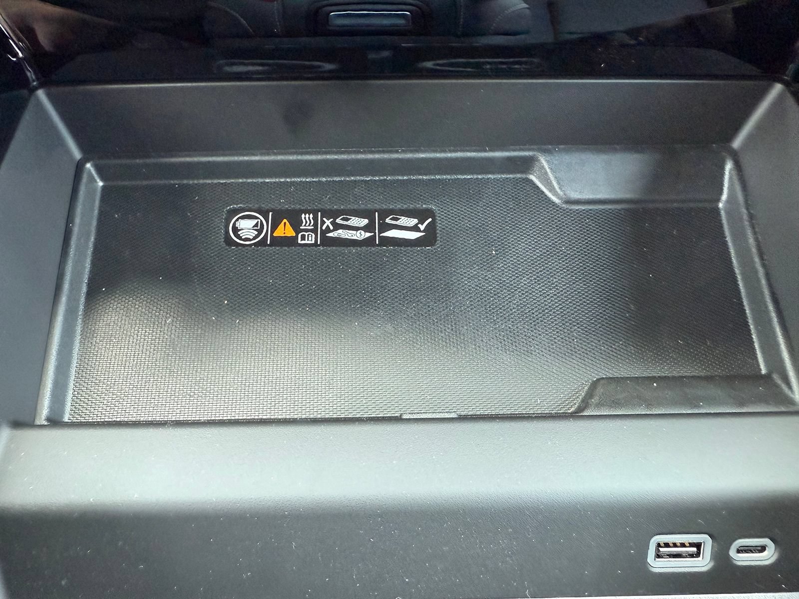2026 Chevrolet Tahoe Premier - Photo 28