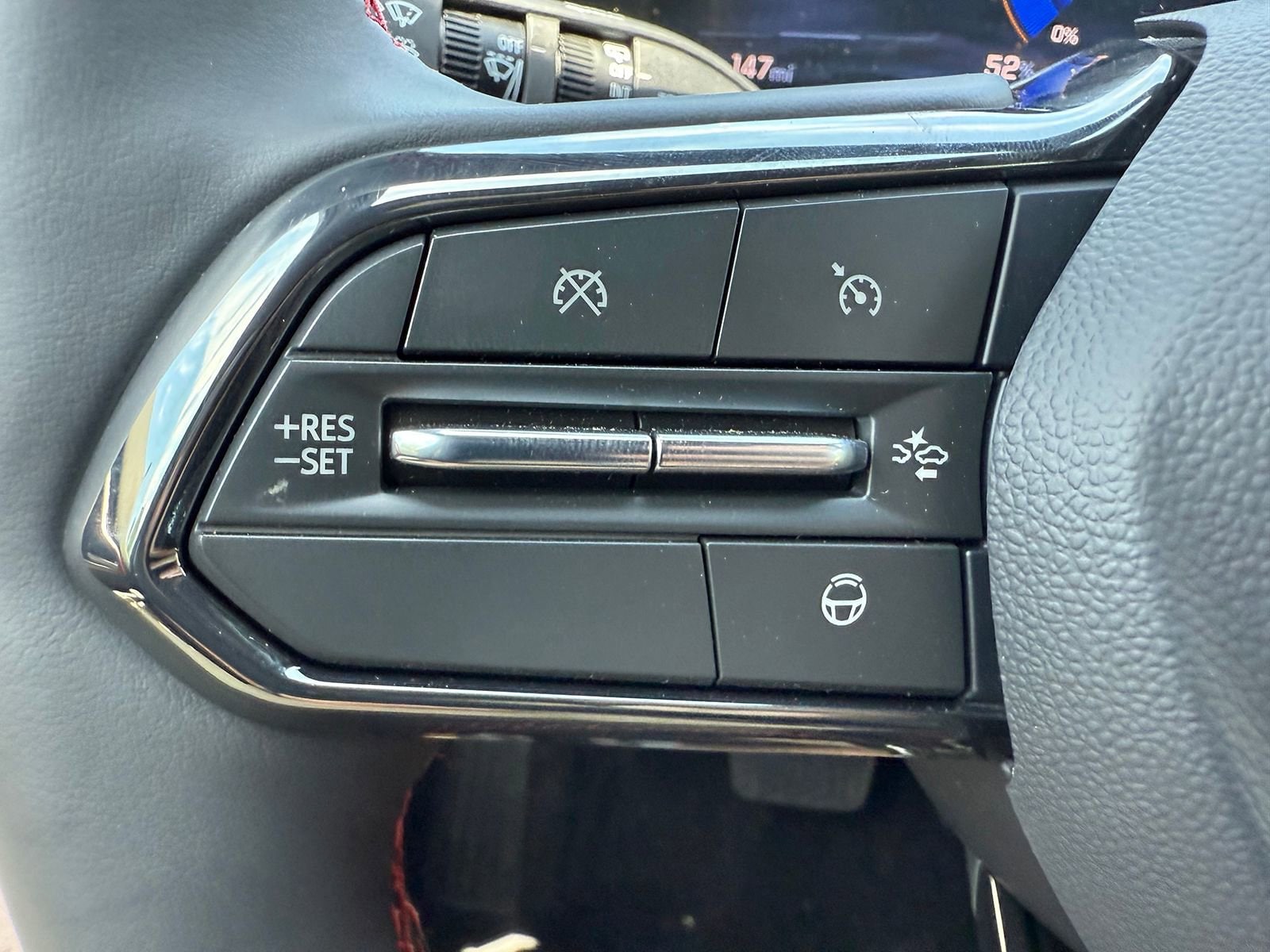 2025 Chevrolet Equinox EV RS - Photo 34