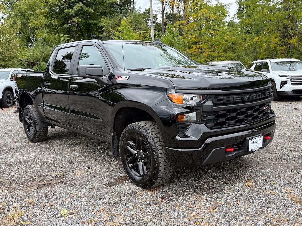 Used 2023 Chevrolet Silverado 1500 Custom Trail Boss Truck Crew Cab