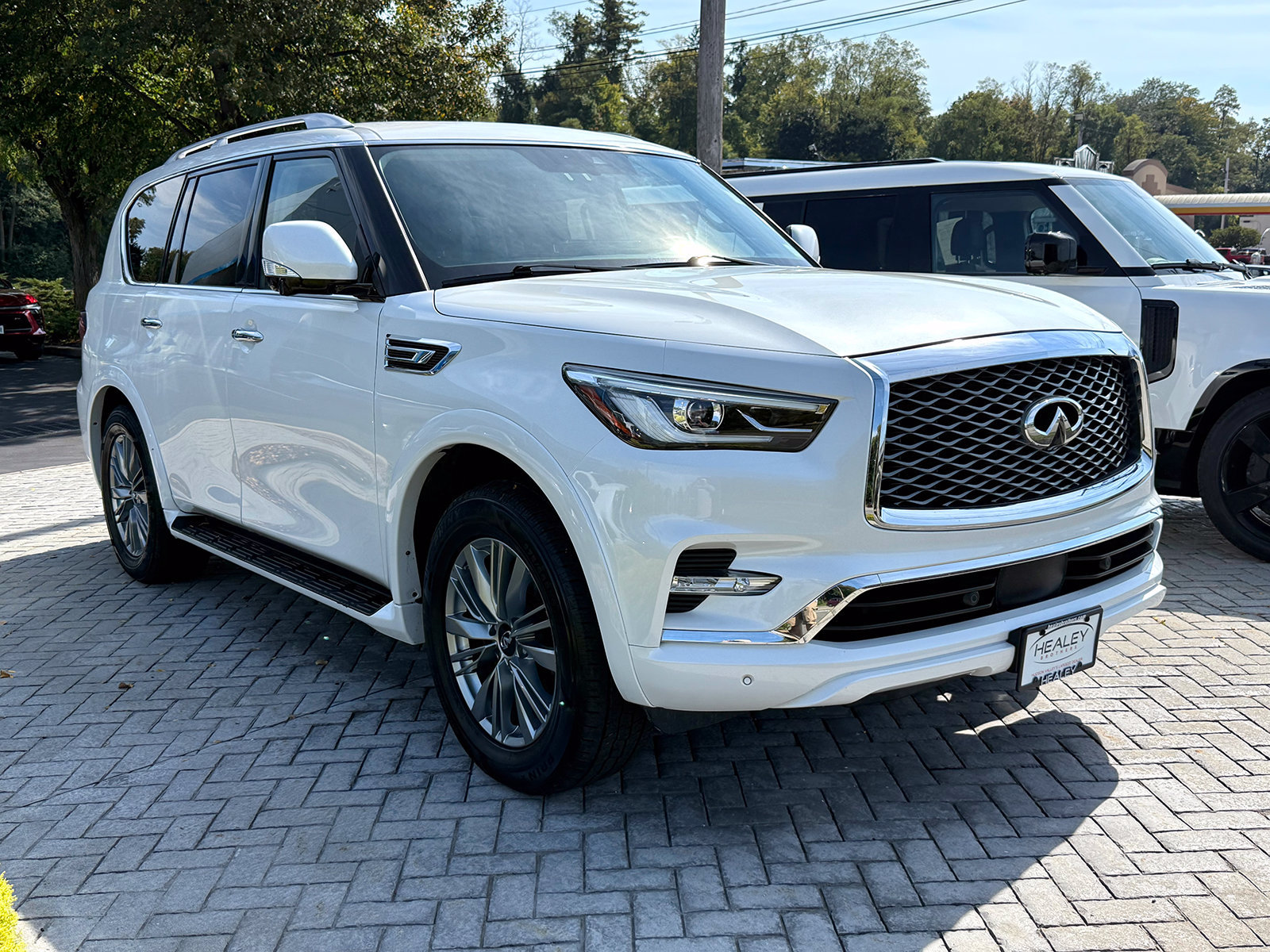 2022 INFINITI QX80