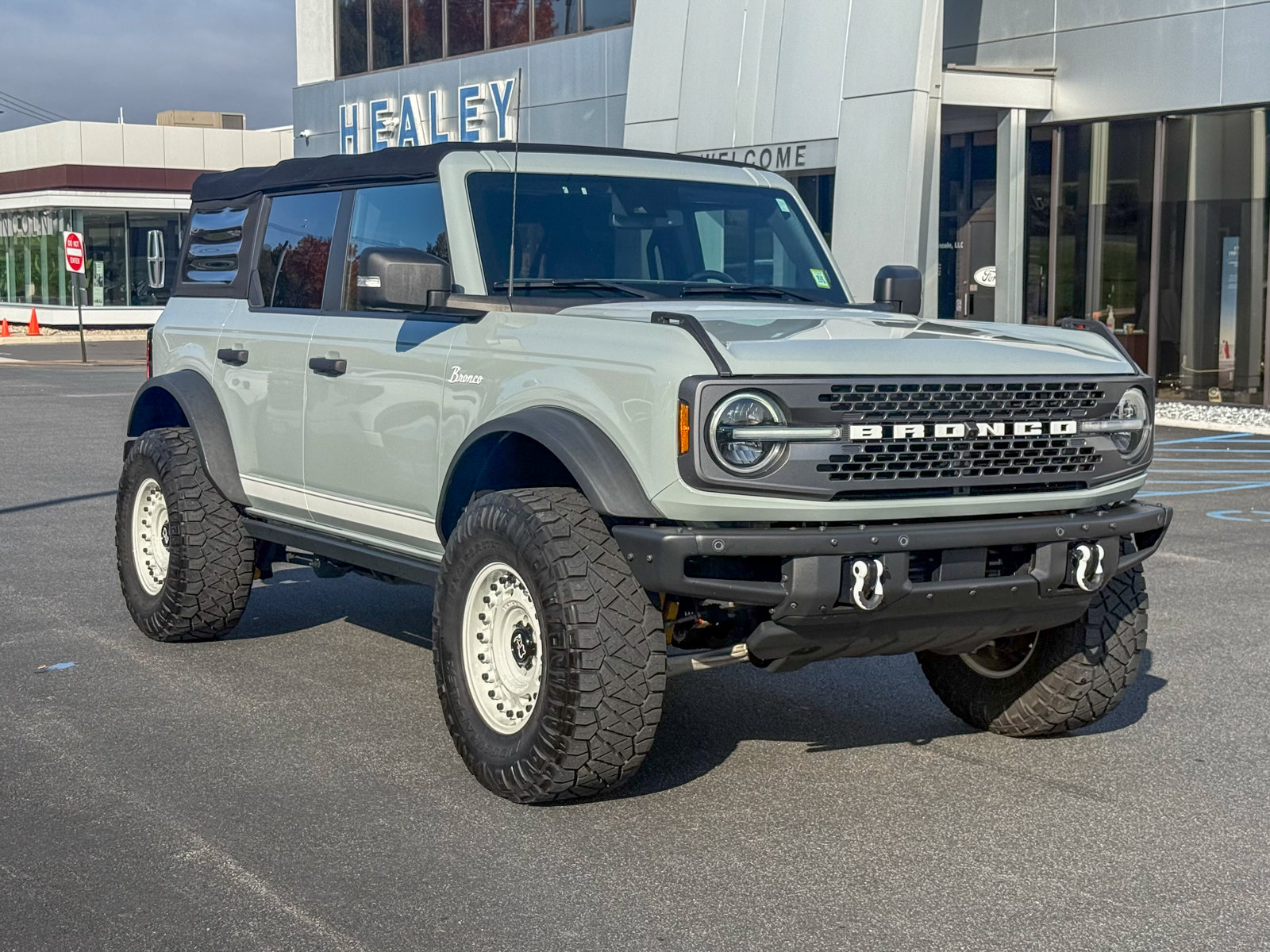 2022 Ford Bronco 4-Door Badlands