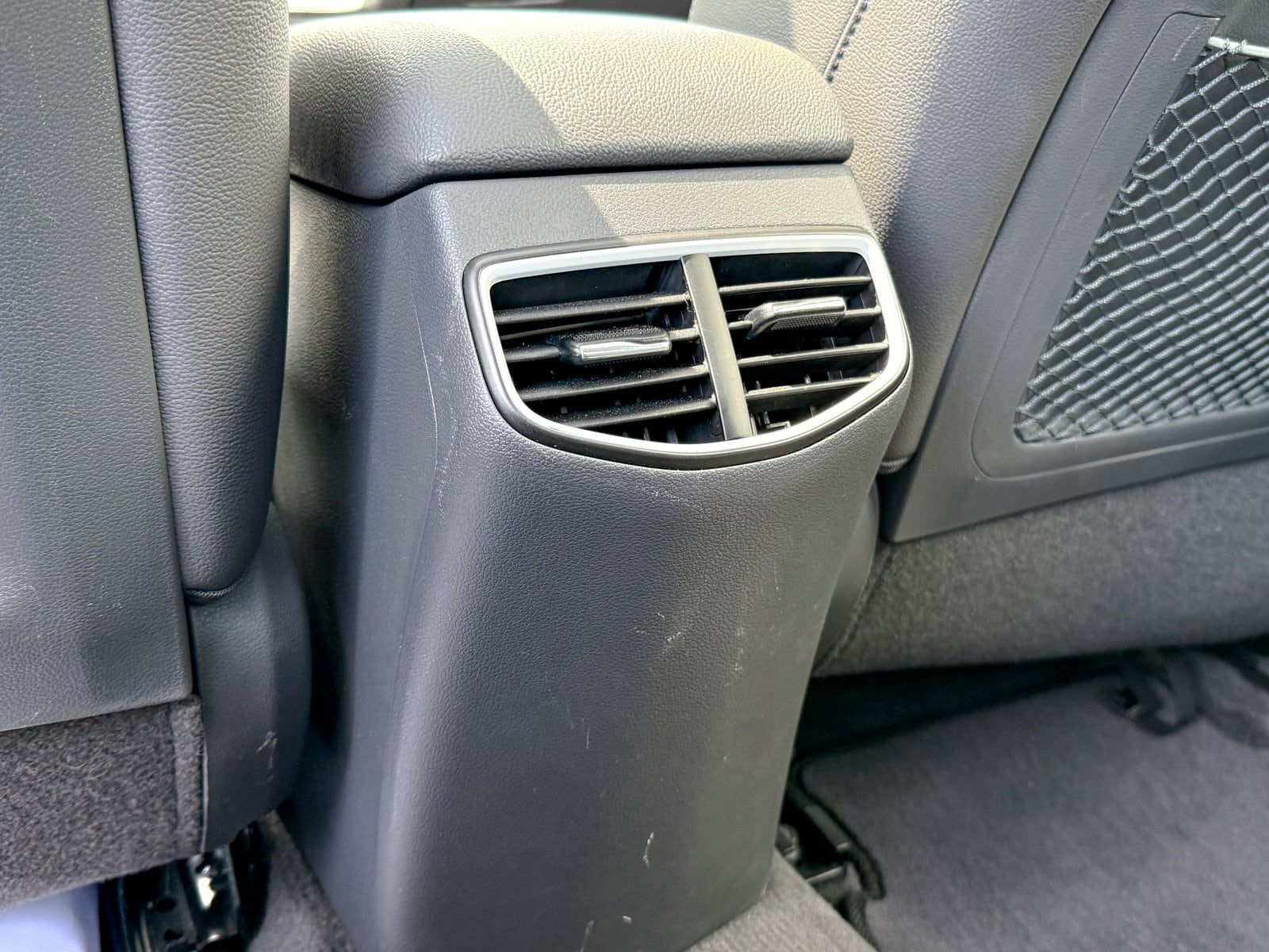 2019 Hyundai Ioniq Limited - Photo 38