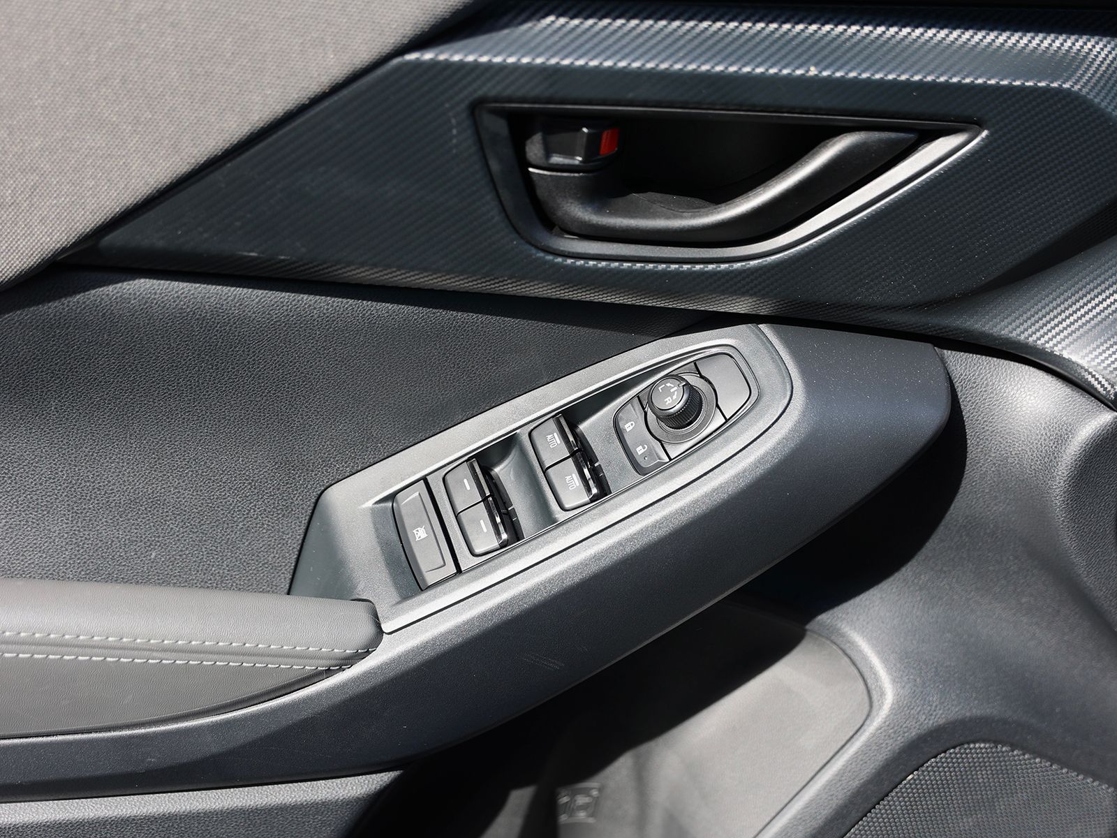 2025 Subaru Crosstrek Premium - Photo 33
