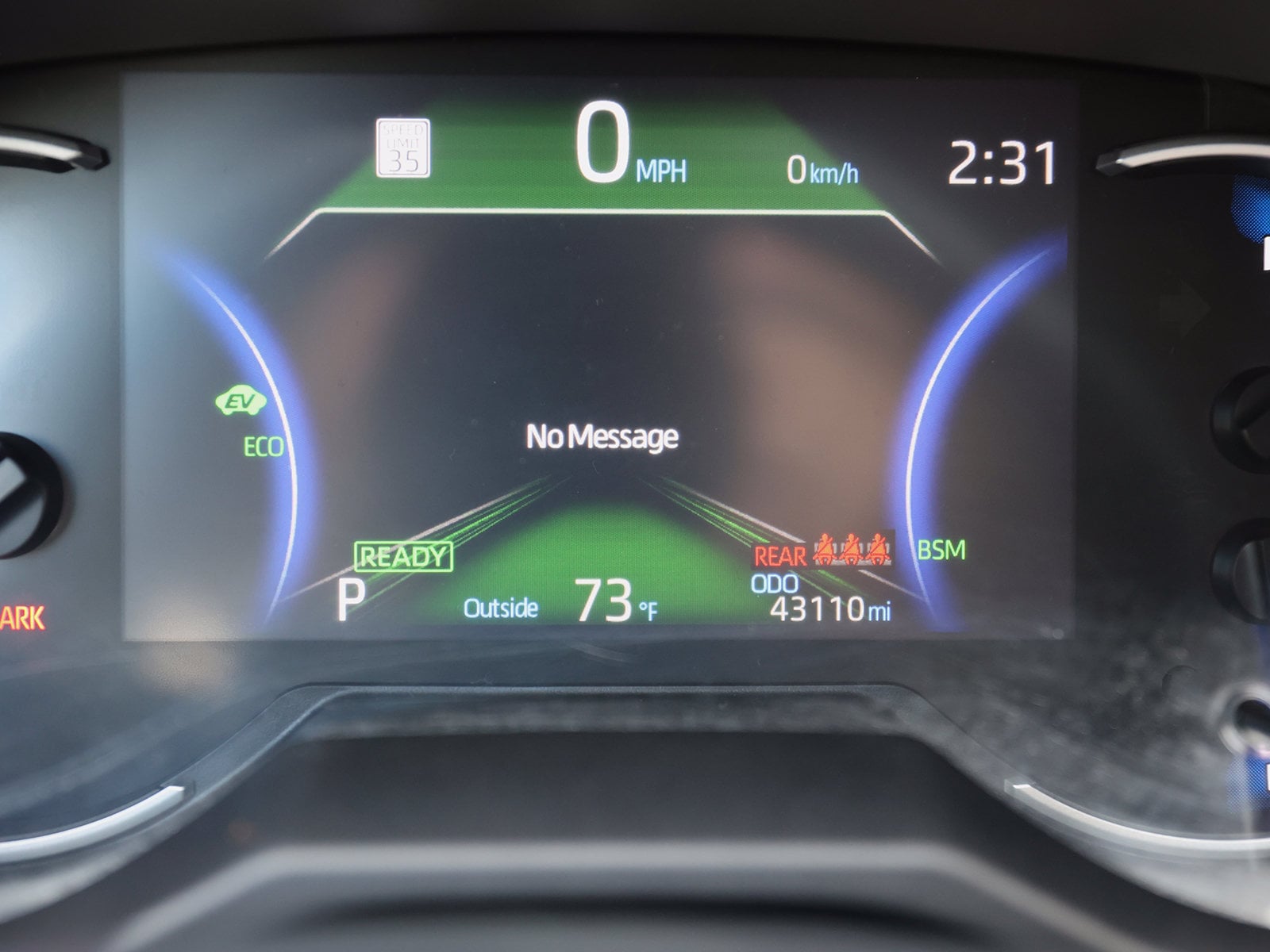 2024 Toyota RAV4 XLE - Photo 44