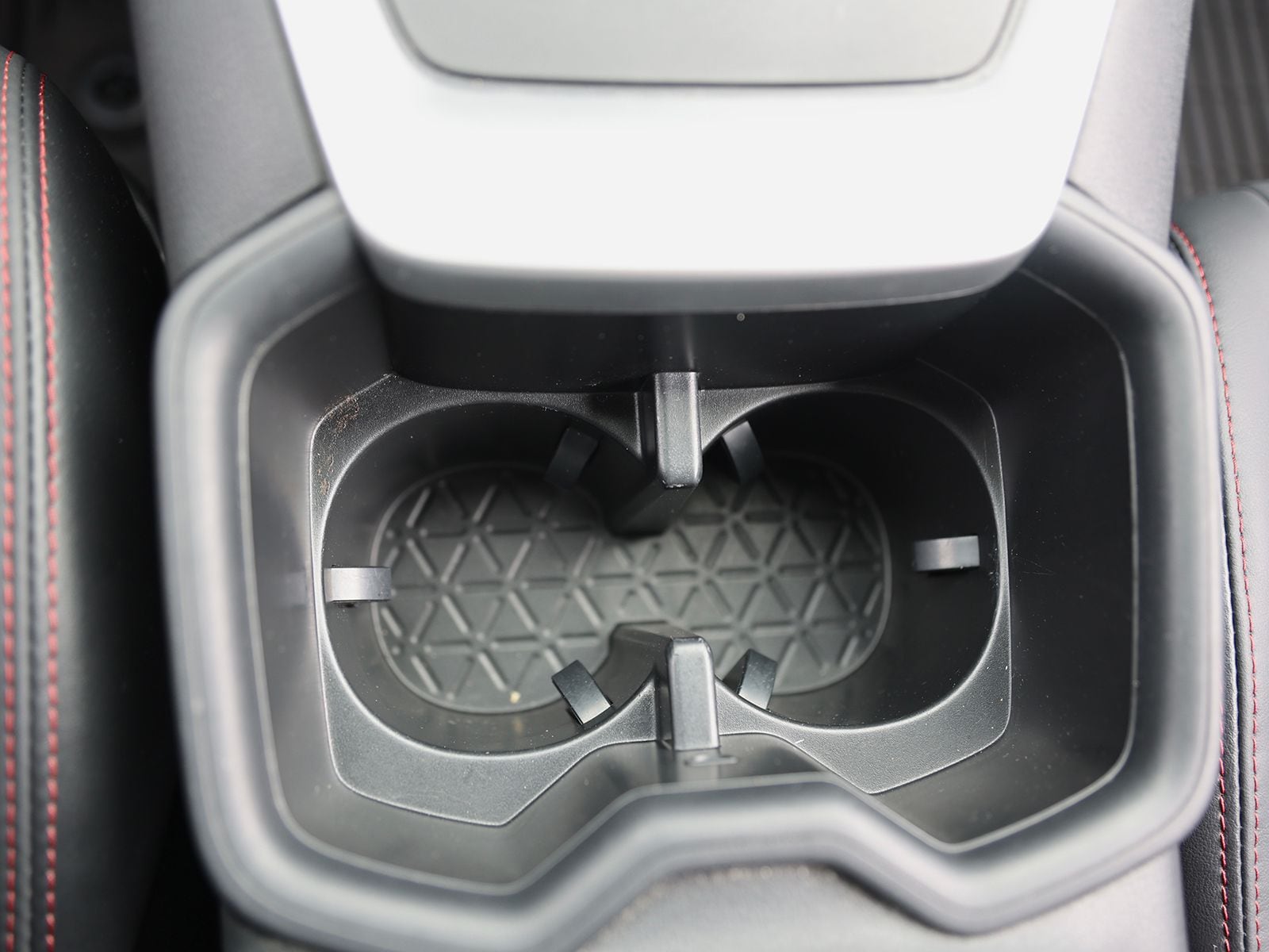 2023 Toyota RAV4 XSE - Photo 37