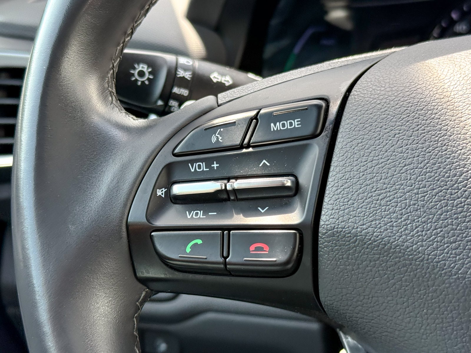 2019 Hyundai Ioniq Limited - Photo 29