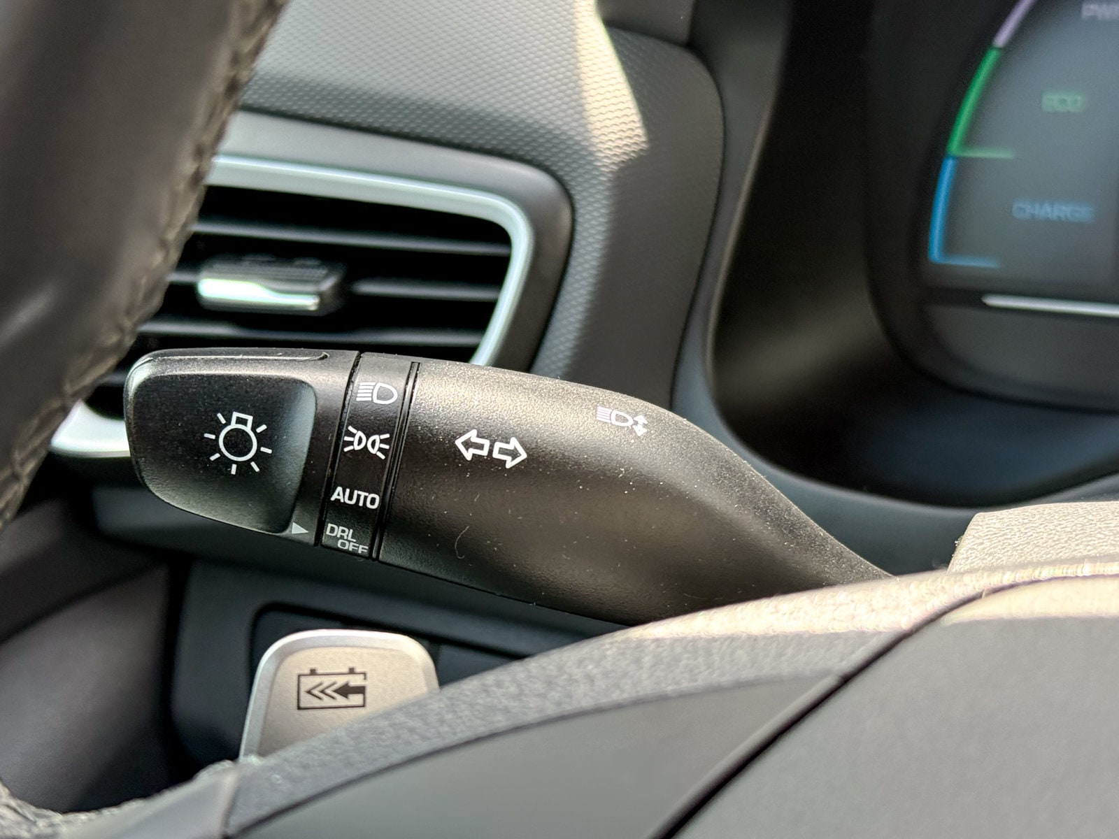 2019 Hyundai Ioniq Limited - Photo 30