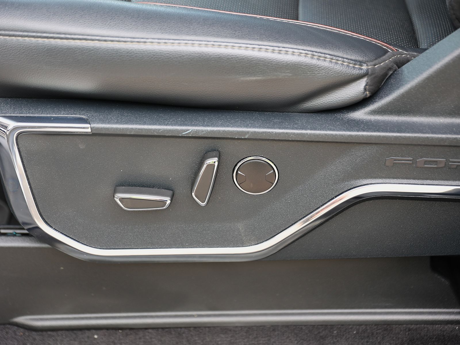 2021 Ford F-150 Lariat - Photo 19