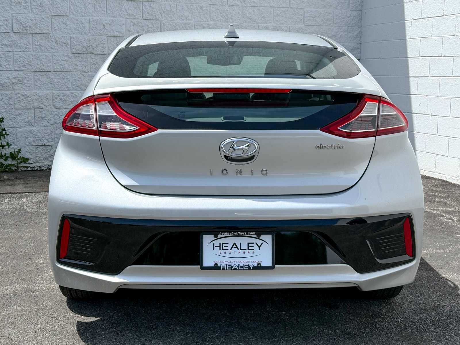 2019 Hyundai Ioniq Limited - Photo 7