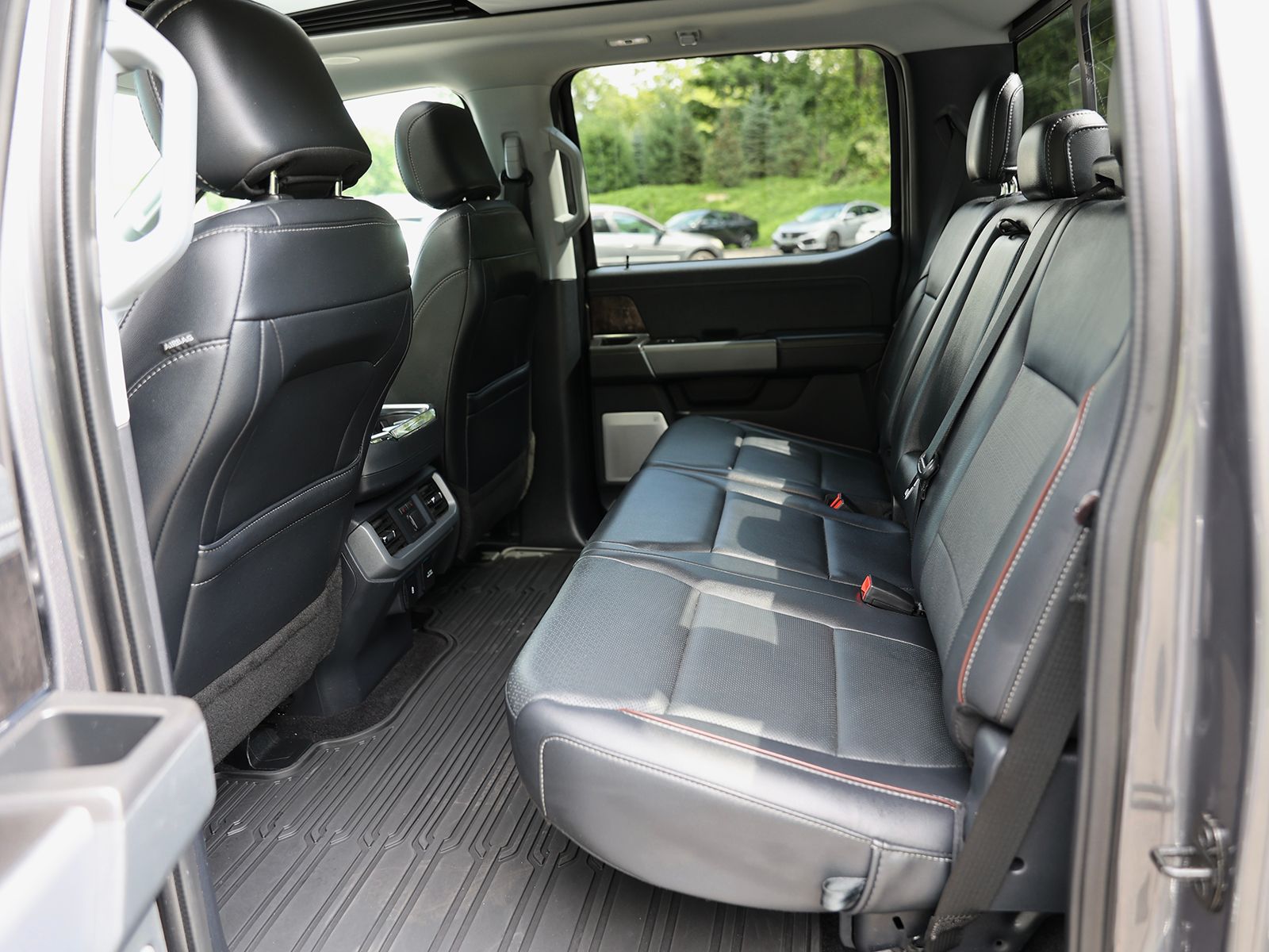 2021 Ford F-150 Lariat - Photo 21