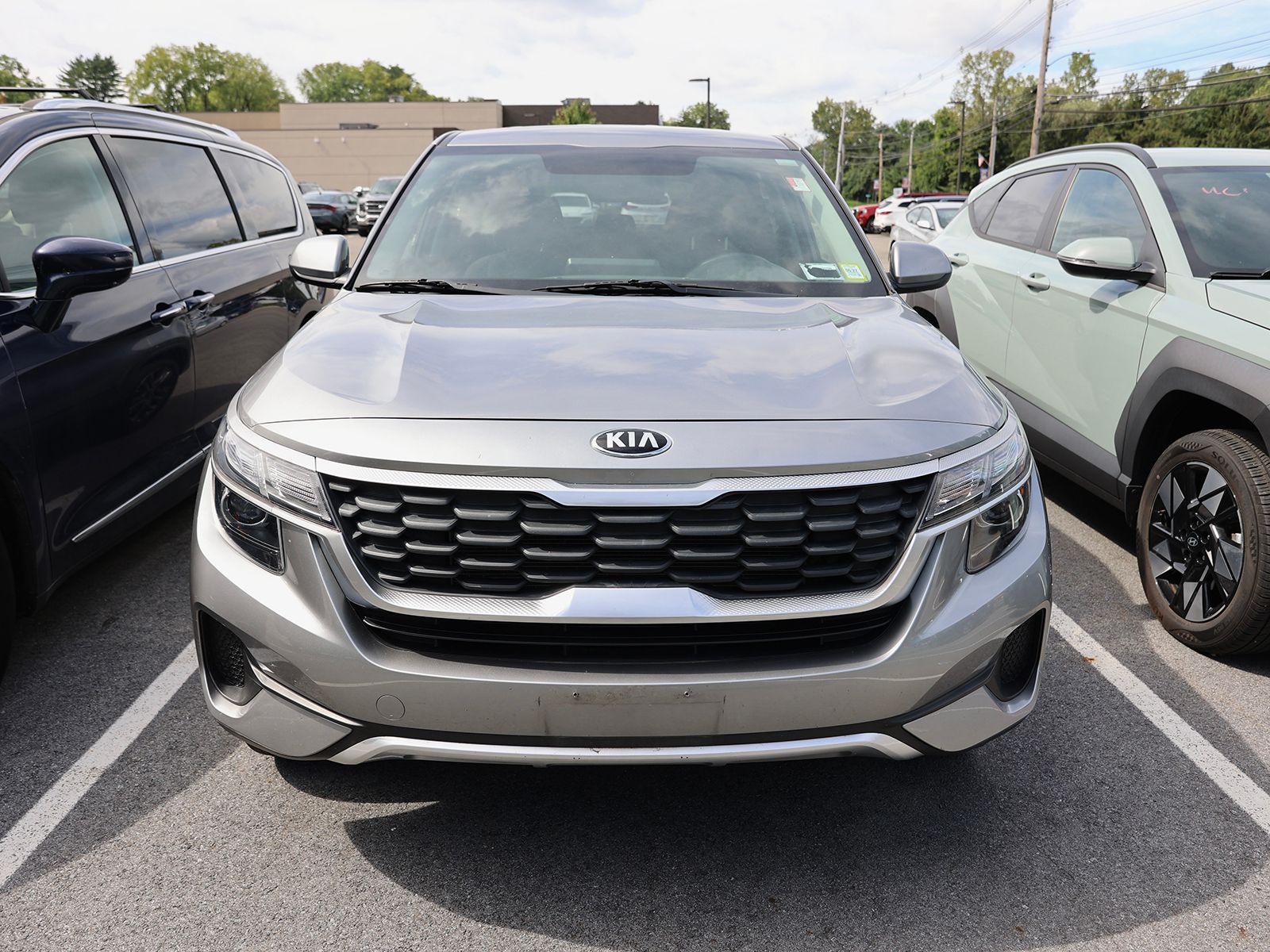 Used 2021 Kia Seltos LX with VIN KNDEPCAA0M7188591 for sale in Fishkill, NY
