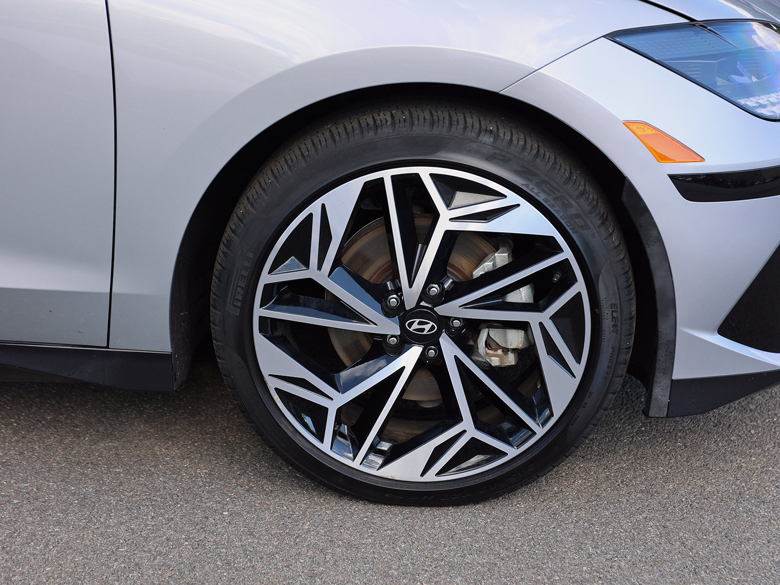 2024 Hyundai IONIQ 6 SEL - Photo 10