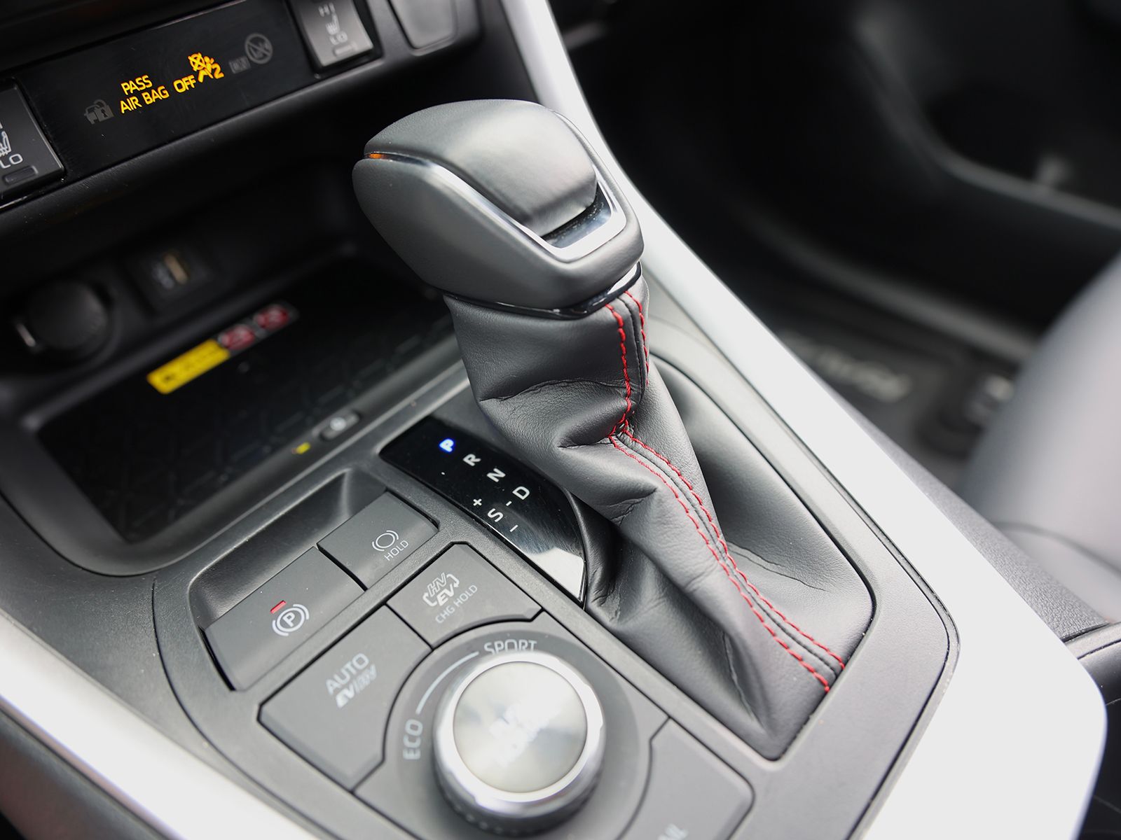 2023 Toyota RAV4 XSE - Photo 35