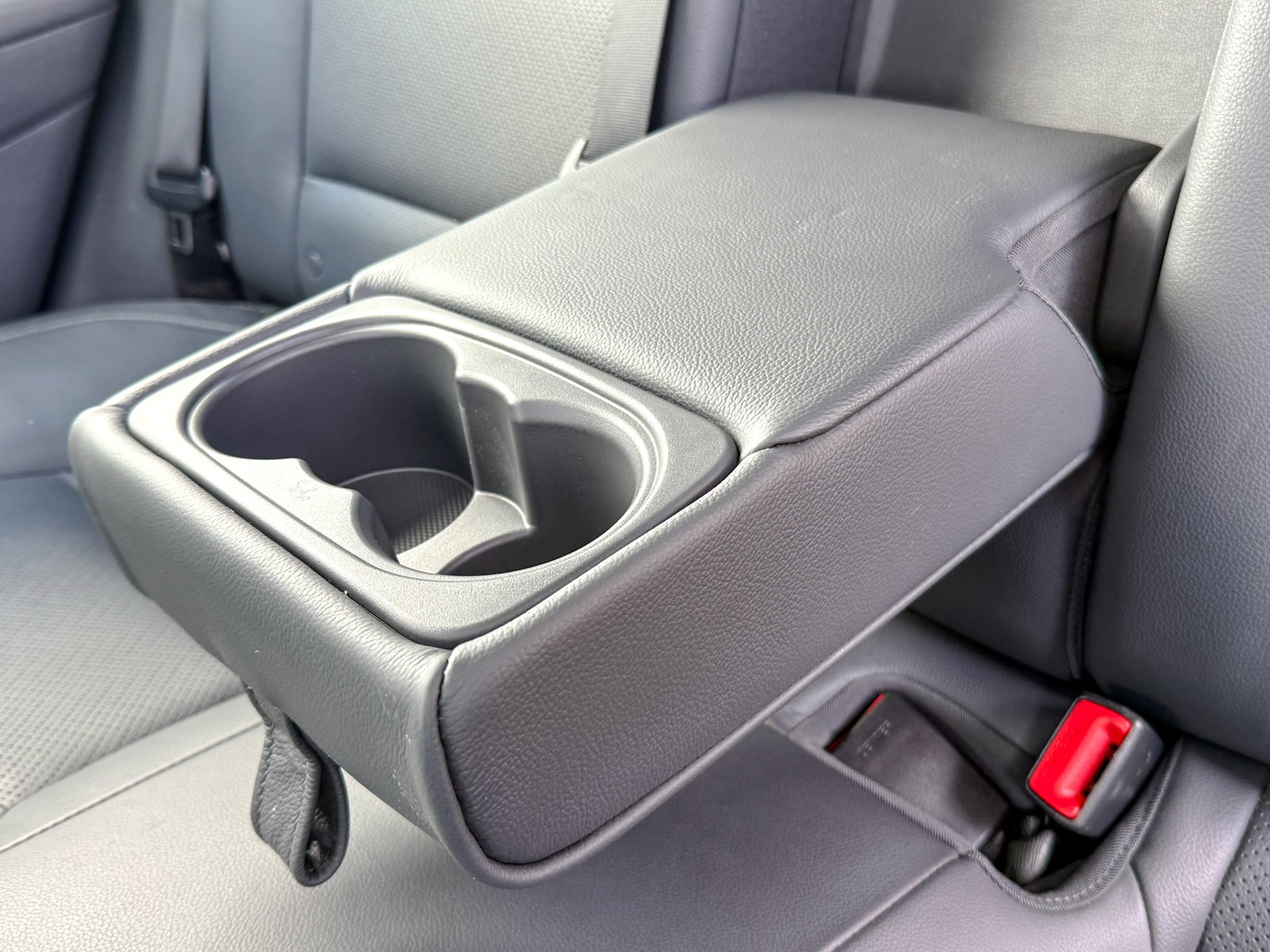 2019 Hyundai Ioniq Limited - Photo 39
