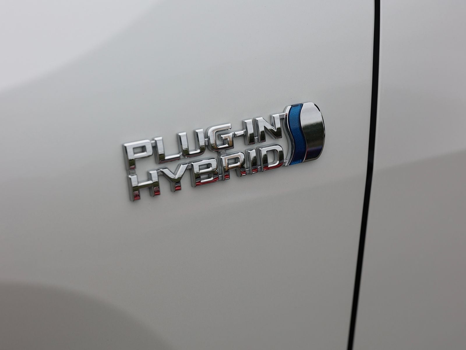 2023 Toyota RAV4 XSE - Photo 9