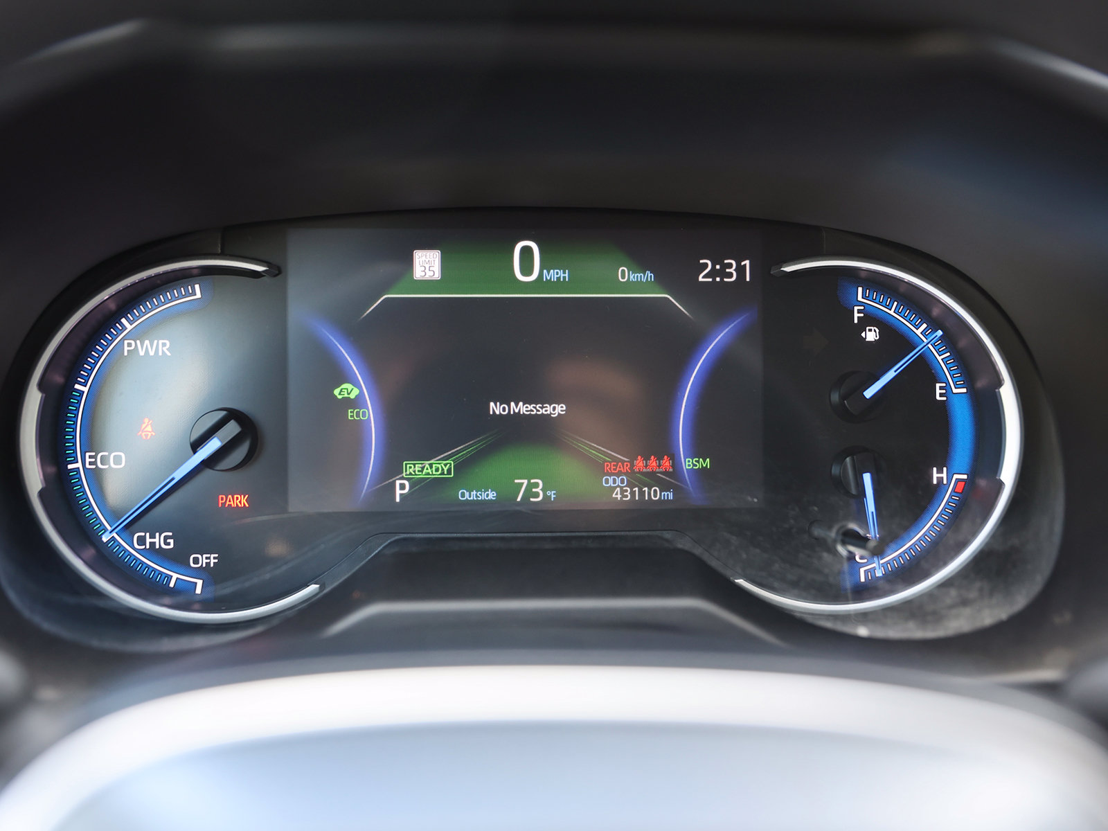 2024 Toyota RAV4 XLE - Photo 43