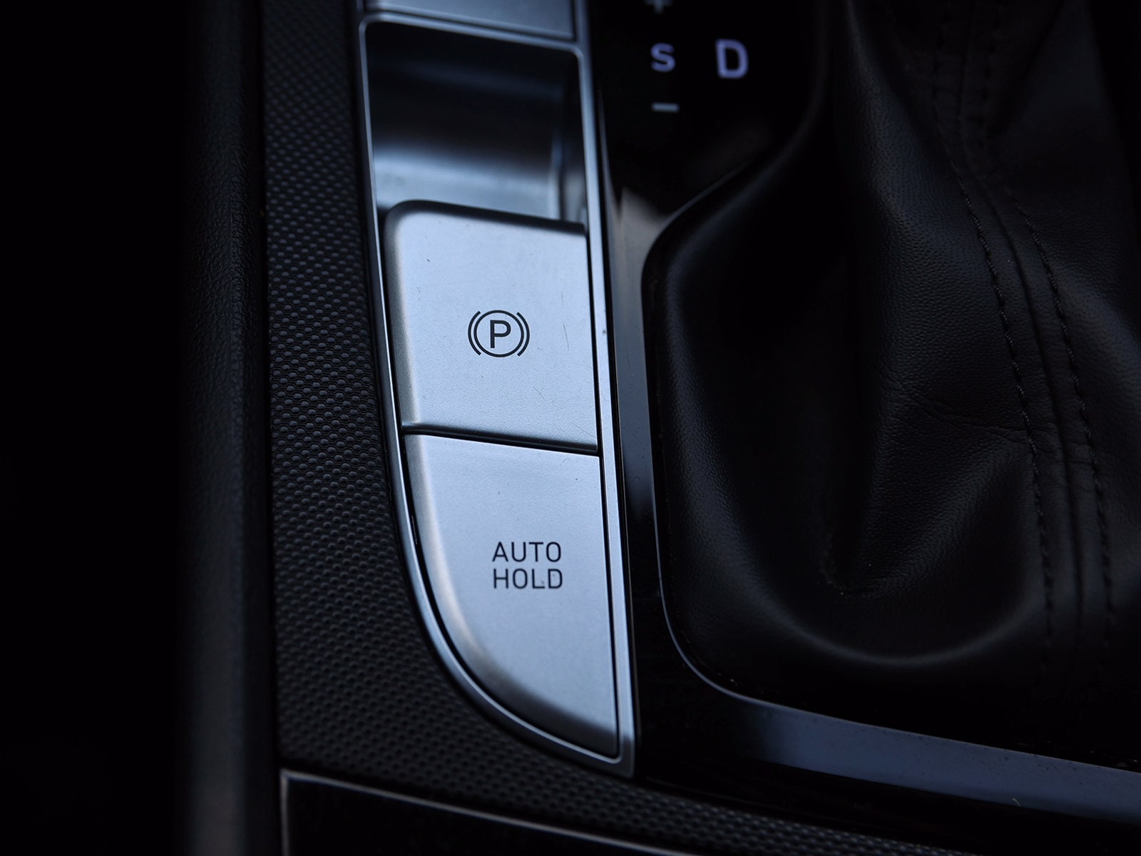 2024 Hyundai Elantra Blue - Photo 30