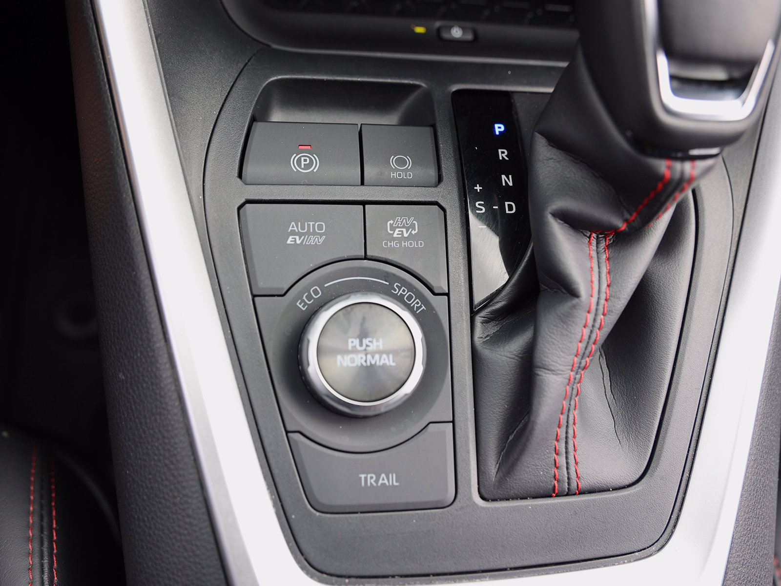 2023 Toyota RAV4 XSE - Photo 36