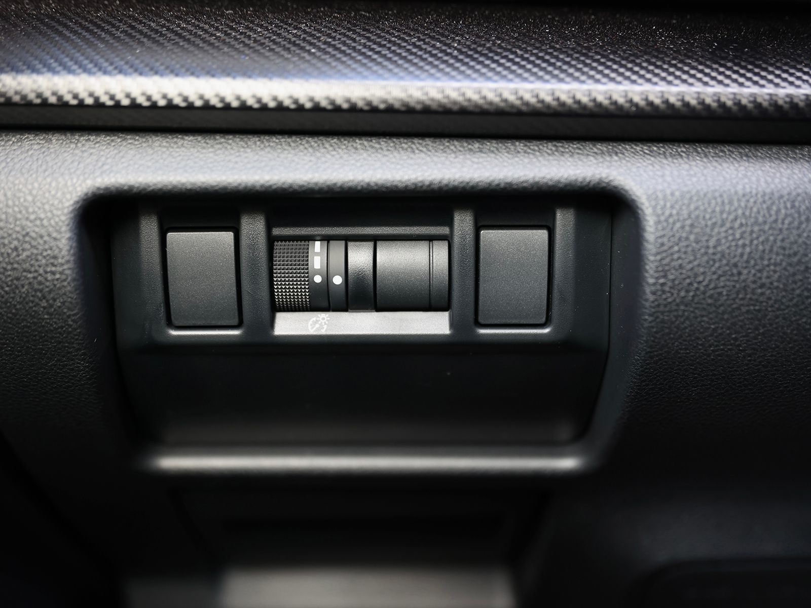 2025 Subaru Crosstrek Premium - Photo 32
