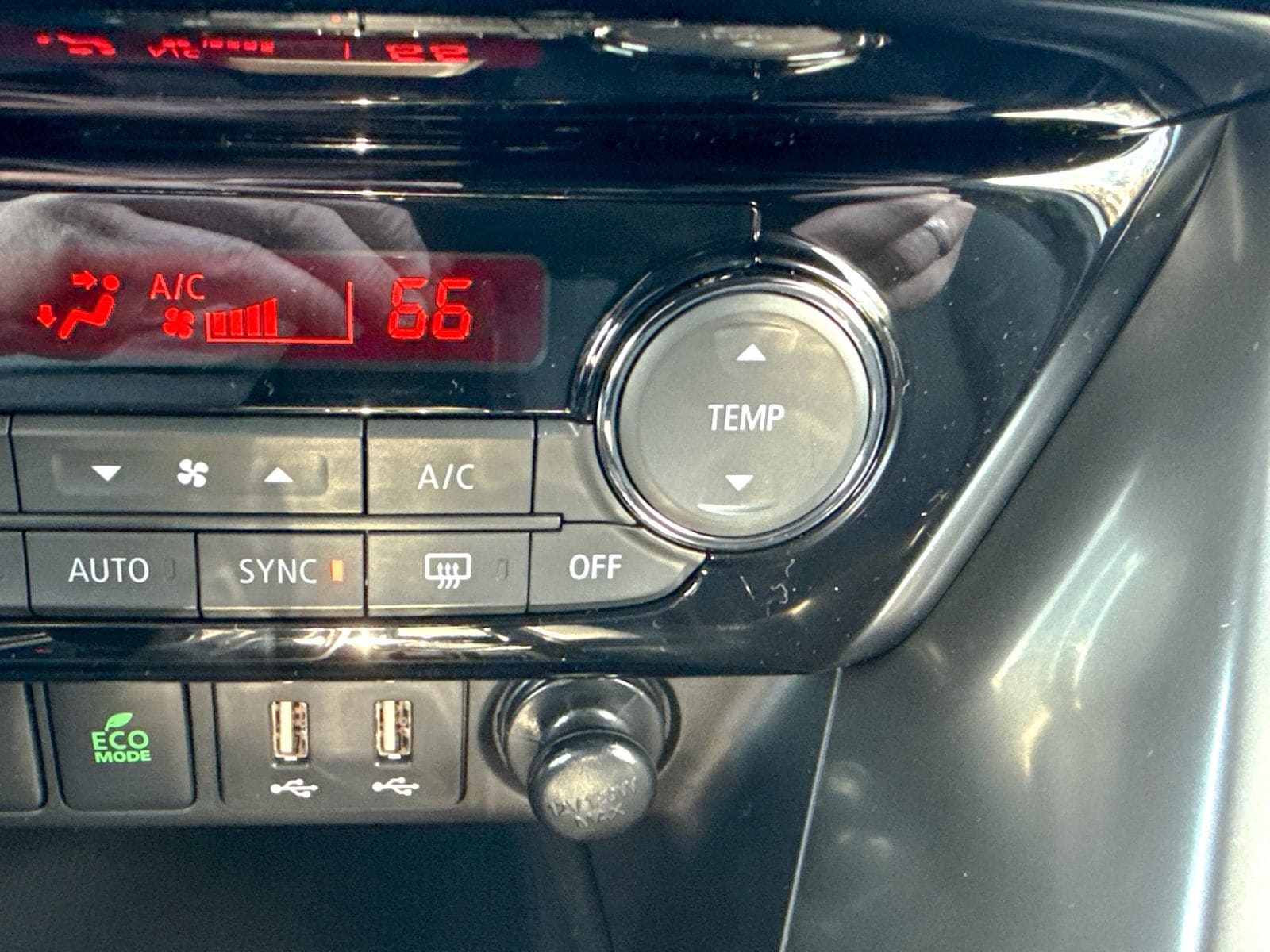 2026 Mitsubishi Eclipse Cross Black Edition - Photo 34