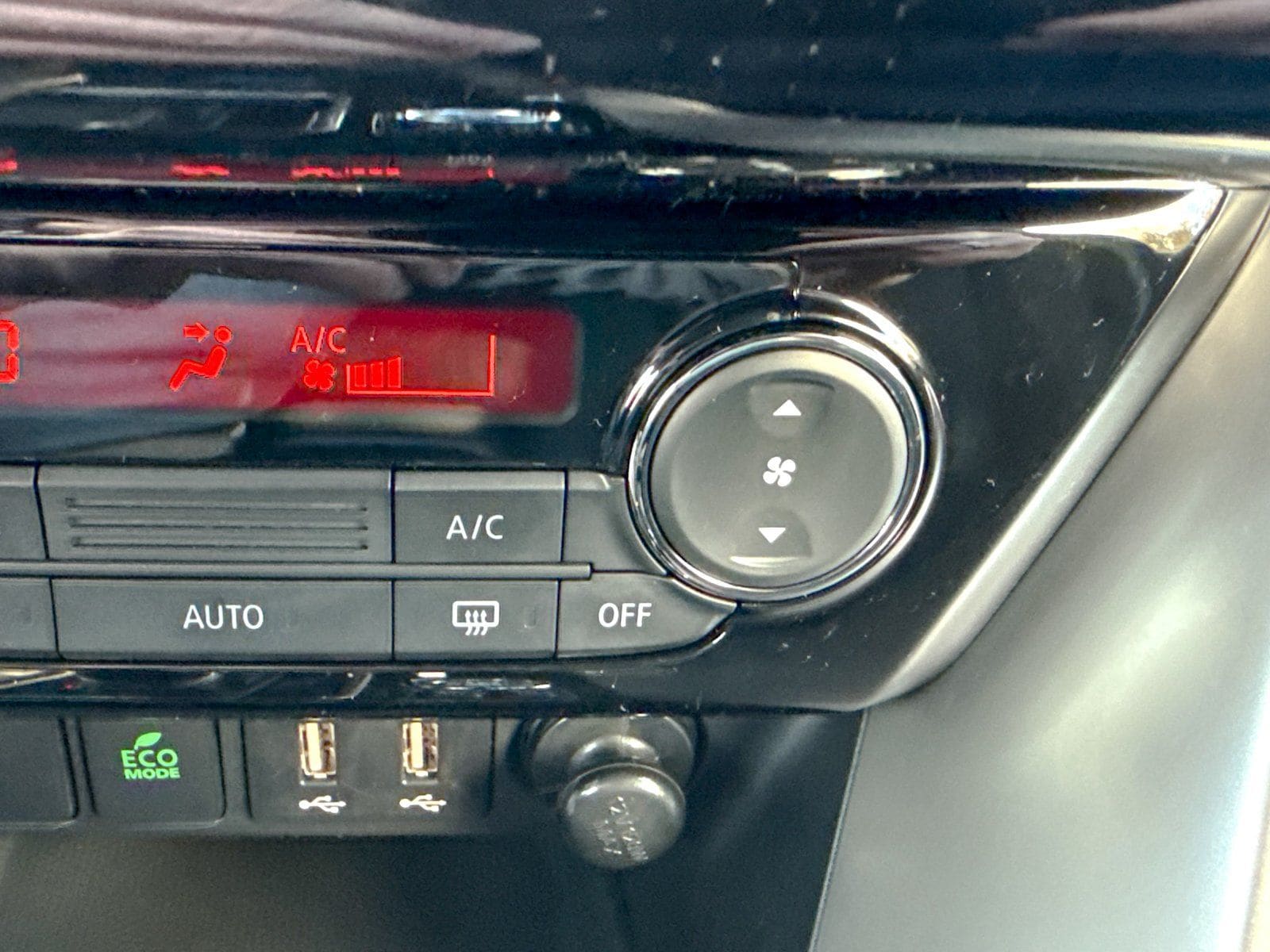 2026 Mitsubishi Eclipse Cross LE - Photo 34