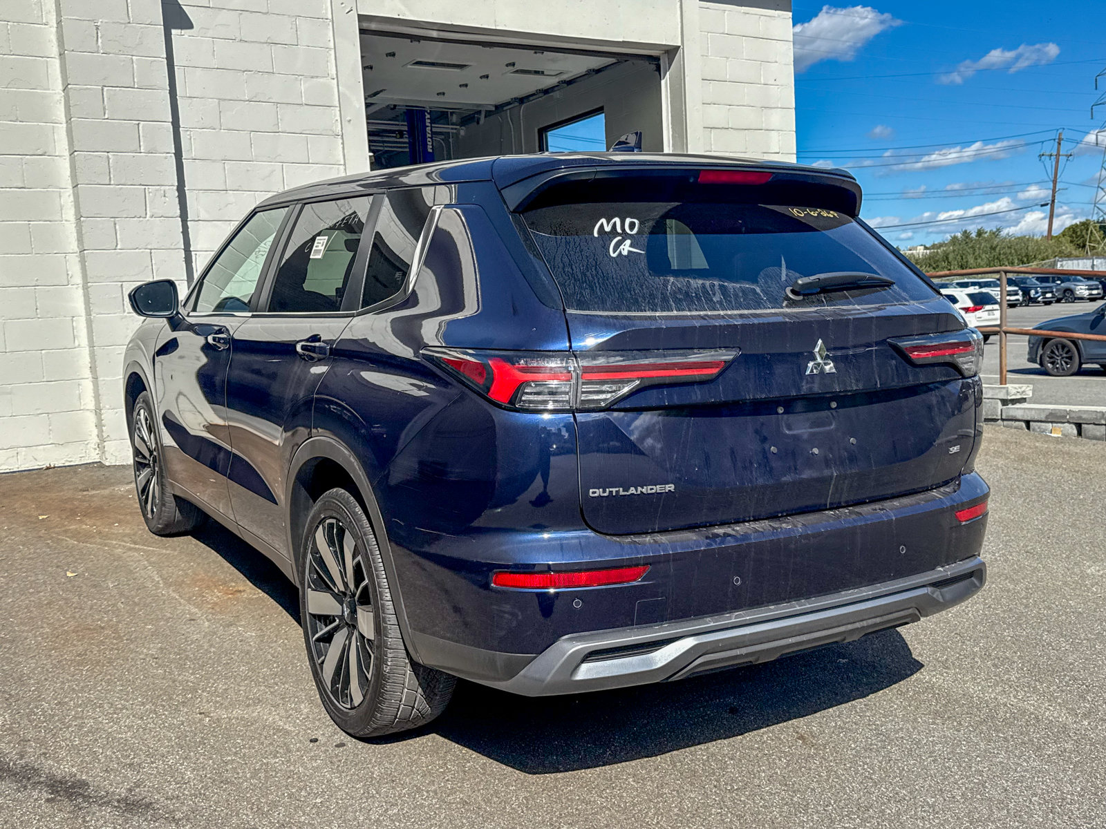 Used 2025 Mitsubishi Outlander SE SUV