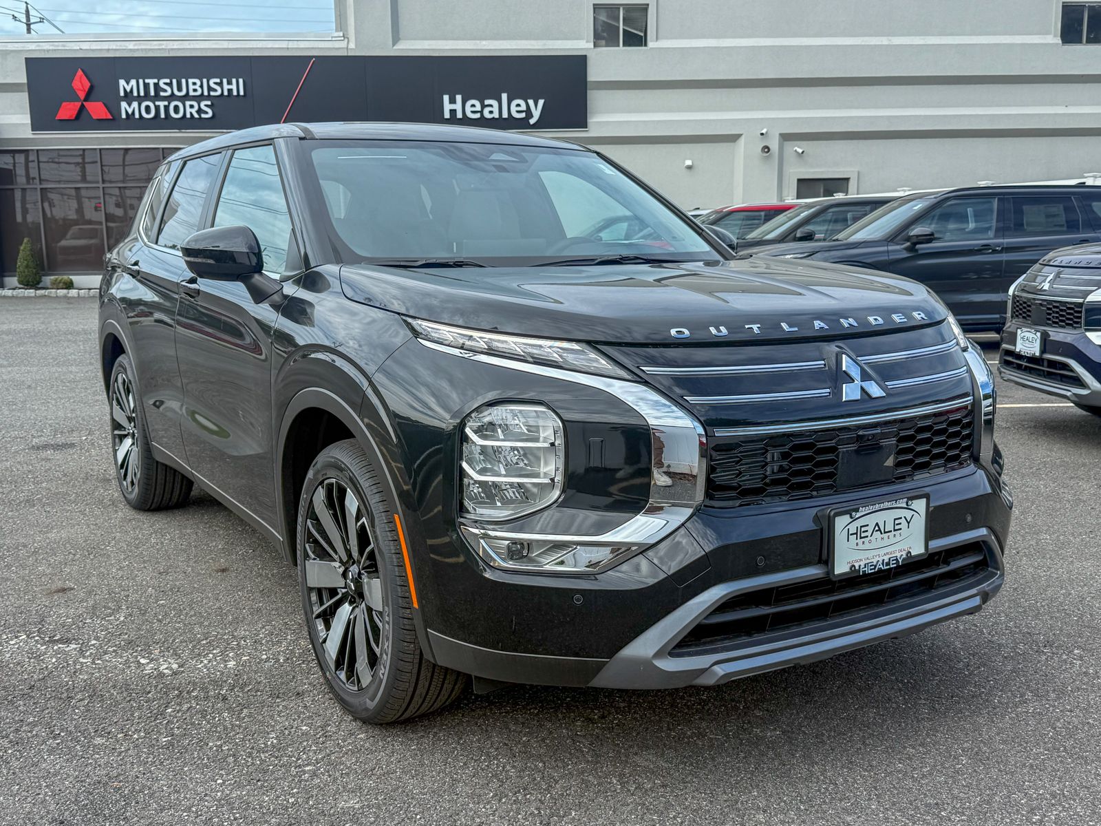 New 2026 Mitsubishi Outlander SUV