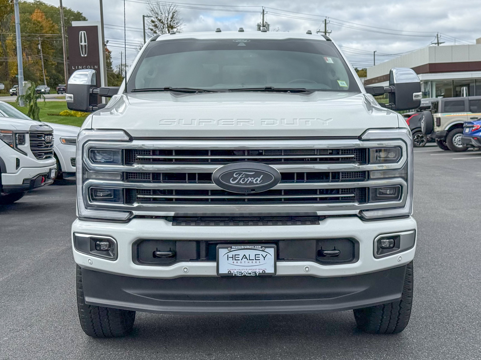 Used 2025 Ford F-350SD Platinum Truck