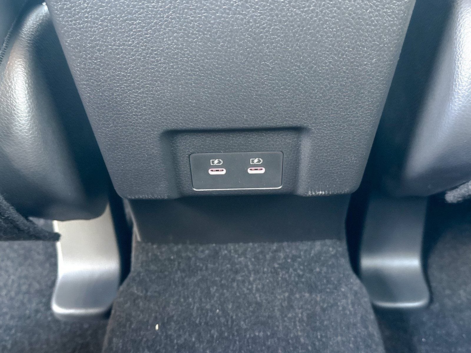 2026 Mitsubishi Eclipse Cross Black Edition - Photo 22