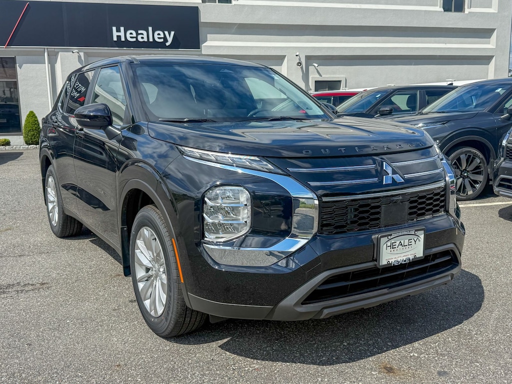 New 2026 Mitsubishi Outlander ES SUV